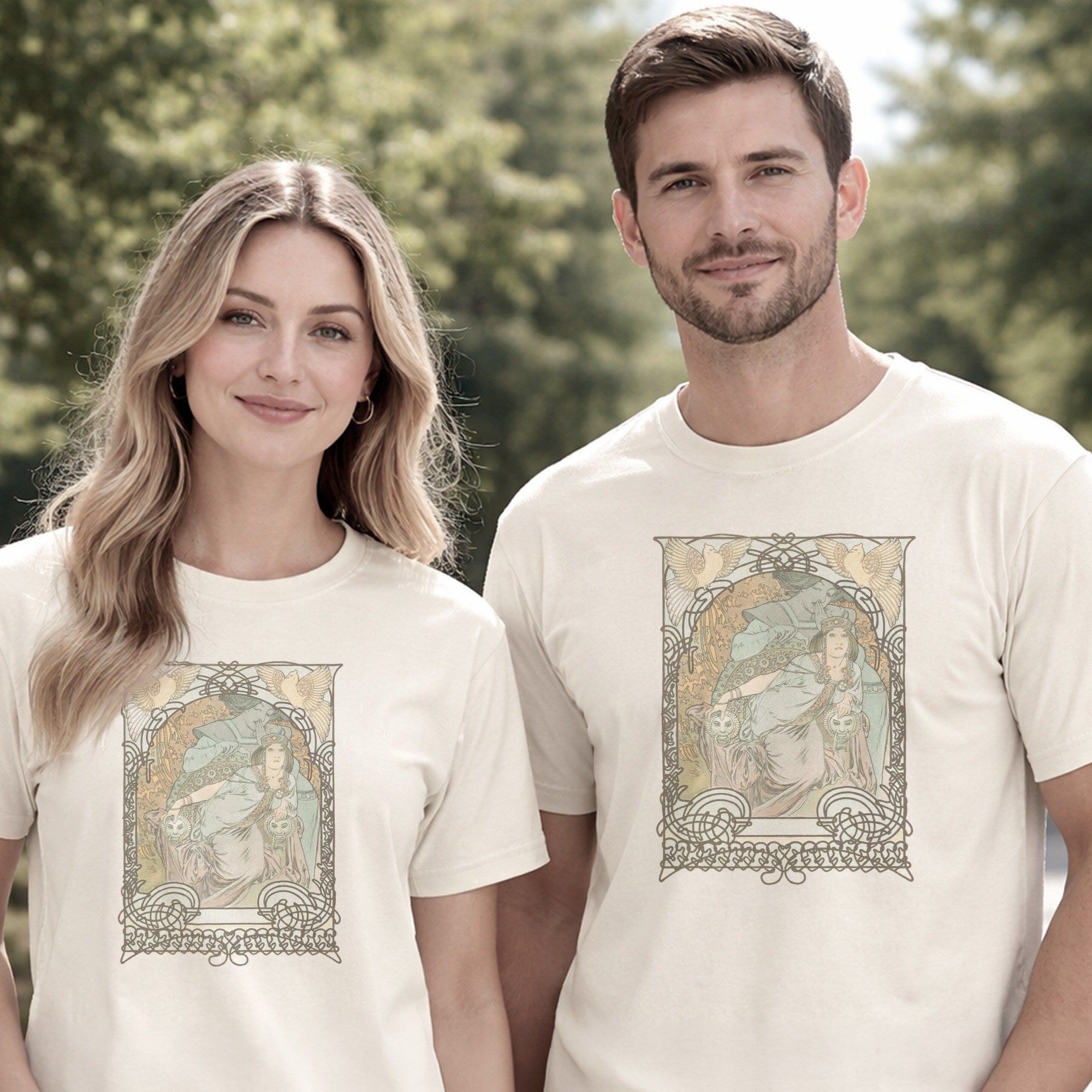 Alphonse Mucha — Ilsée, Princesse de Tripoli (1897) Vintage Art Nouveau Tee