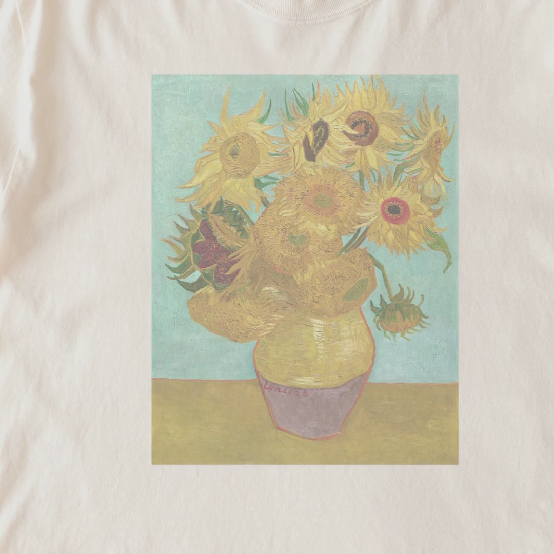 Vincent van Gogh — Vase with Twelve Sunflowers (1888–1889) Post-Impressionist Sunflowers Art Tee